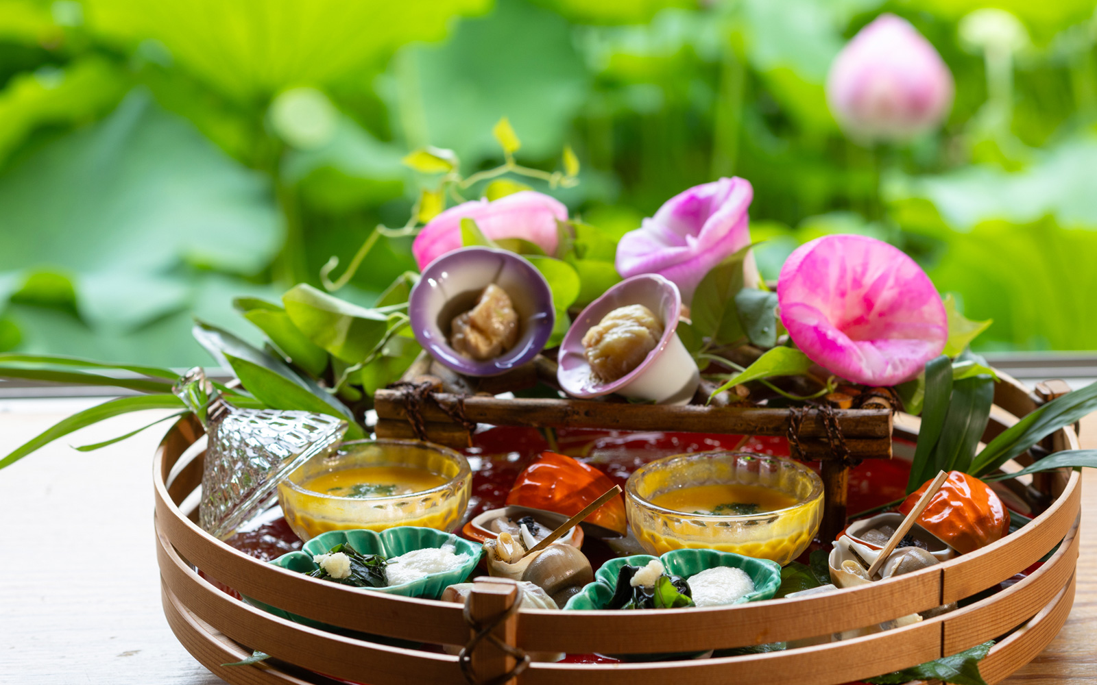 夏茶室での料理写真イメージ