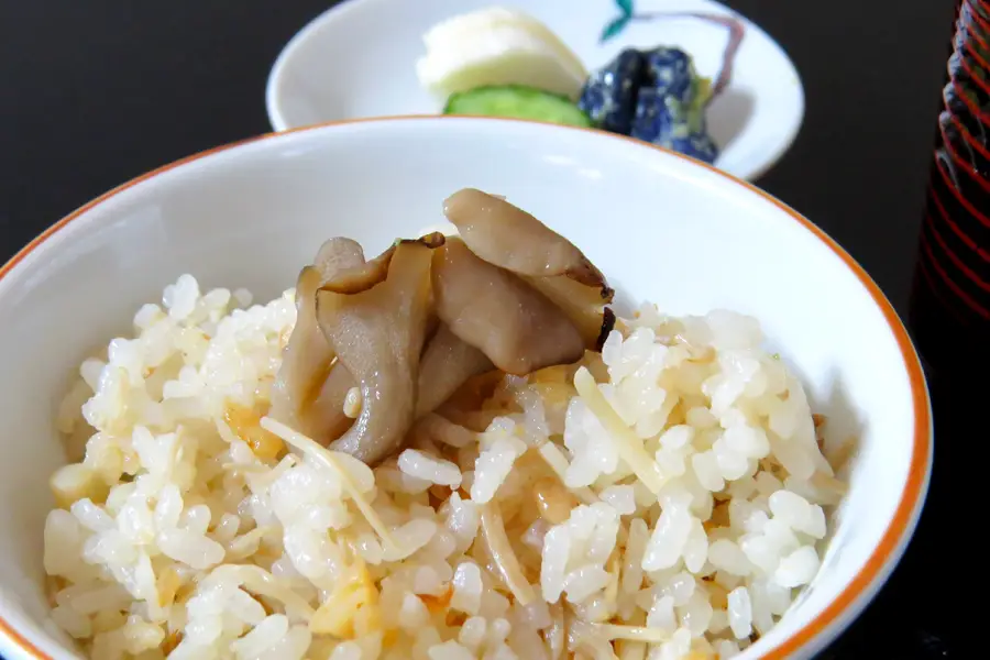 本館旬彩懐石【釜飯】